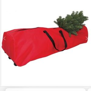 New Traditions 7.5 foot artificial rolling tree storage bag
